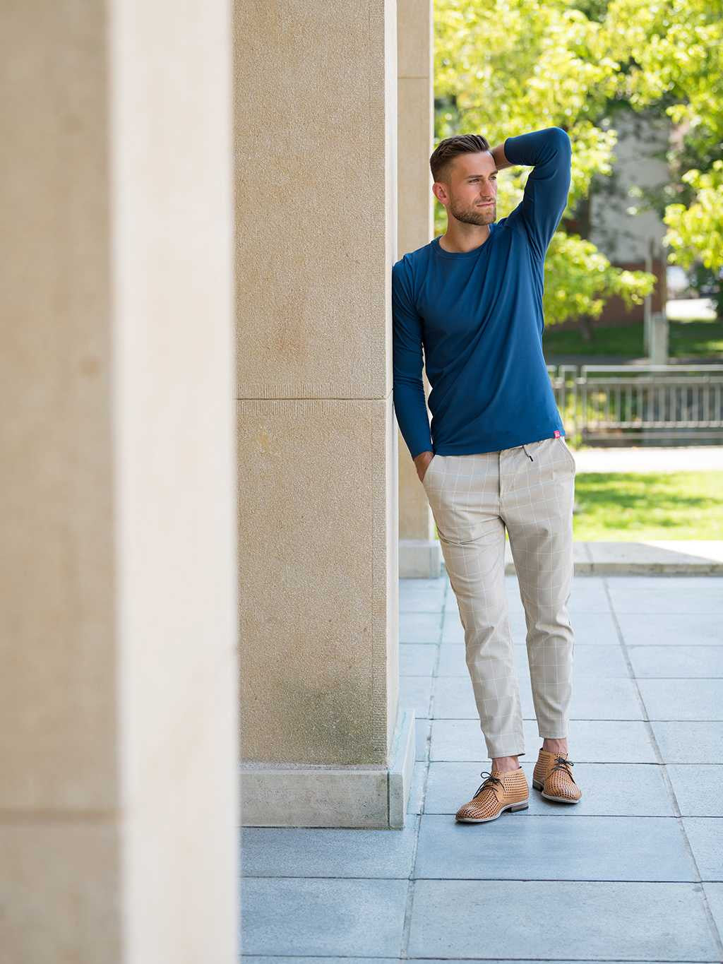 Men's t-shirt with long sleeves-navy