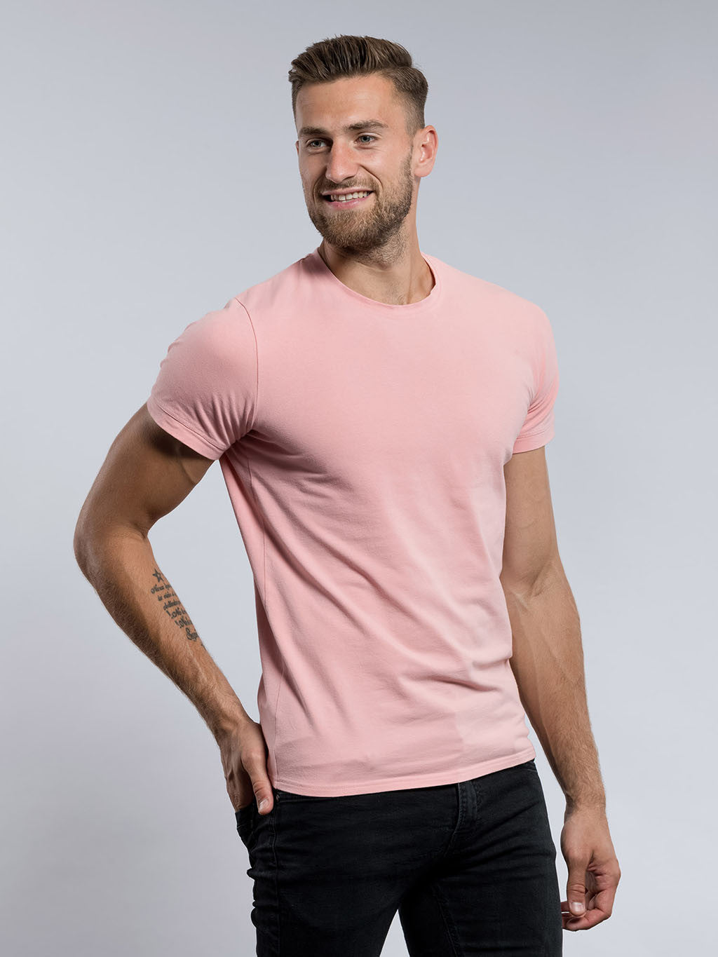 Men's t-shirt Slim fit DAVOS light pink with elastane